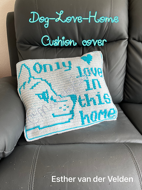 Dog Love Home cushion cover