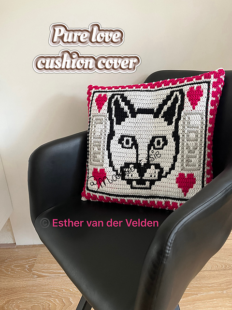 Pure love cushion cover