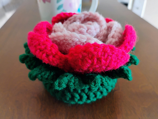 Crochet Rose Coasters Basket