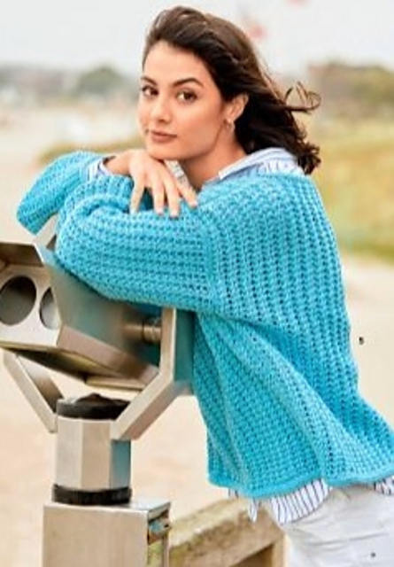 # 05 Pulli mit Kreuzschlingenmuster