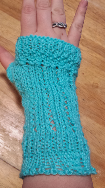 Spring Fling Lace Fingerless Gloves
