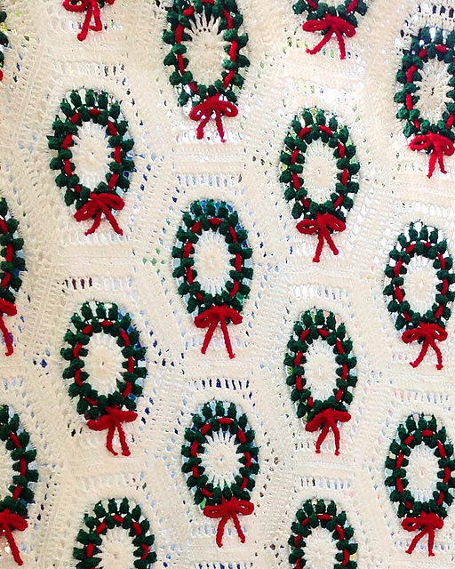 Christmas Wreath Afghan
