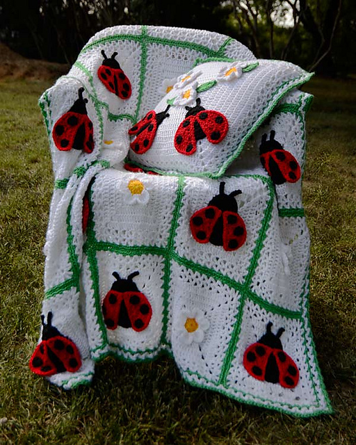 Ladybug Afghan and Pillow - PA273