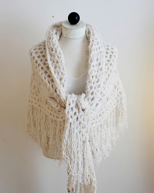 Shell and Eyelet Shawl