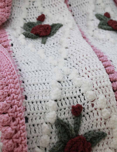 Vintage Diamond Rose Afghan PA216
