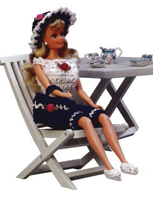 Capri Pants, Top, Hat, Purse, & Shoes