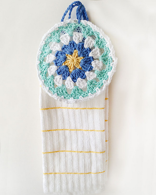 Granny-Go-Round Towel Holder - PB181