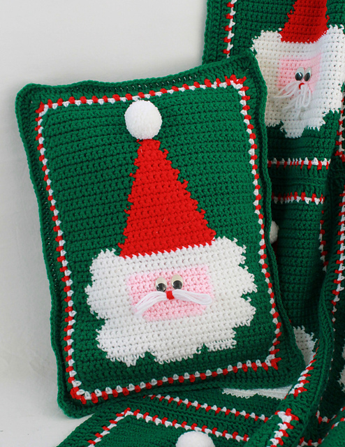Jolly Santa Afghan and Pillow PA139