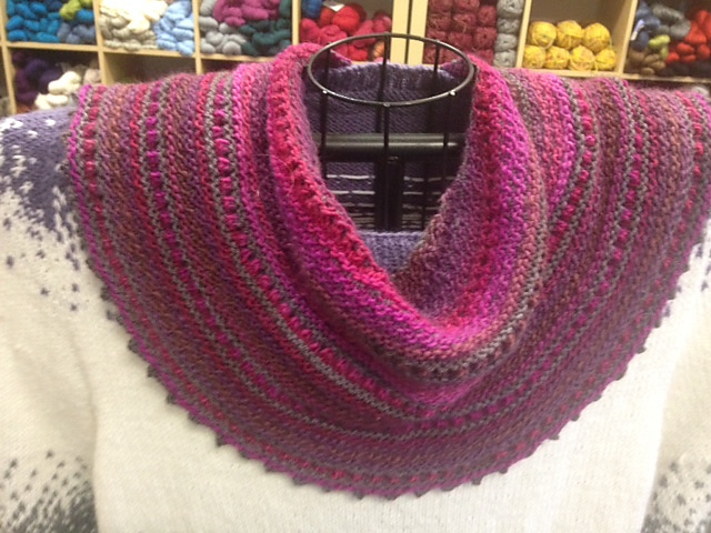 Dot Cowl