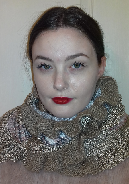 Shells Scarf