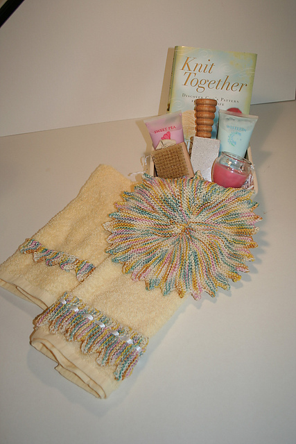 "Pamper Me!™" Mother's Day Bath Ensemble