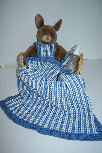 Stripe Baby Carriage Blanket Ensemble