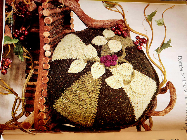 Berries on the Vine Pillow