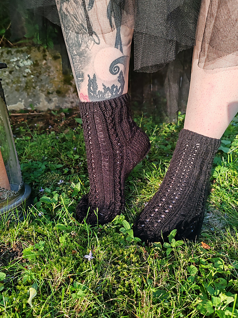 Endless night socks