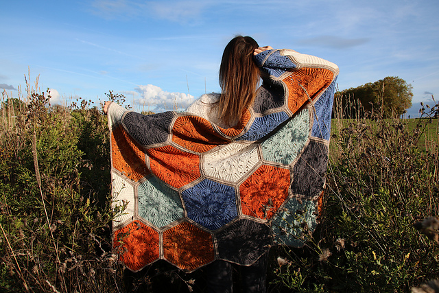 【廃盤】Maze Path Throw Blanket ブランケット Ravelry: Made of Moments pattern by Melanie Berg