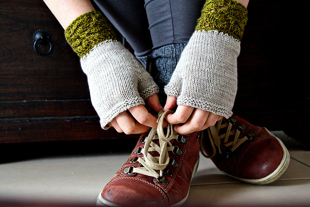 Cantrip Mitts