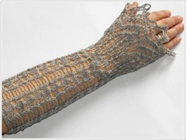 Armstulpe / wrist warmer *FloweryLines*