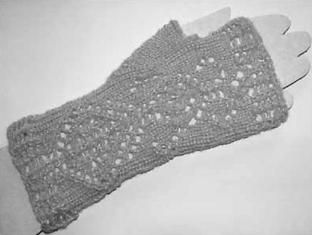 Armstulpe / wristwarmers *Maria*
