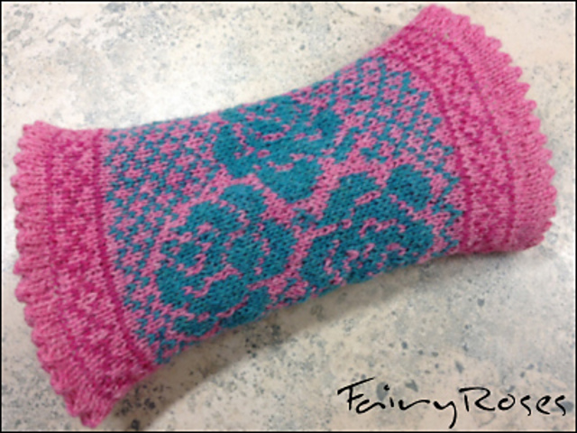 Armstulpe / wrist warmer *FairyRoses* FairIsle