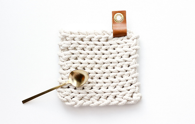 Clothesline Trivet