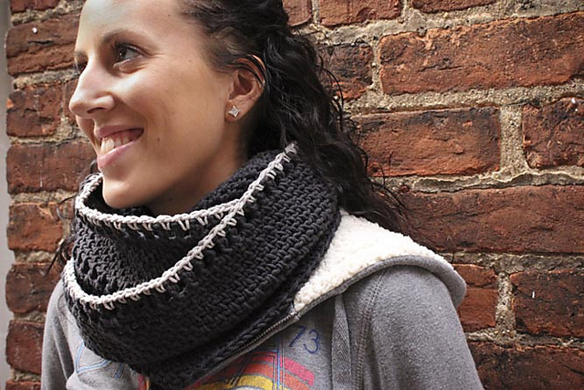 Circle of Awesomeness Crocheted Cowl