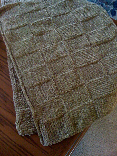 Yummy Throw