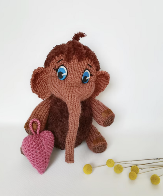 Knitted Baby mammoth