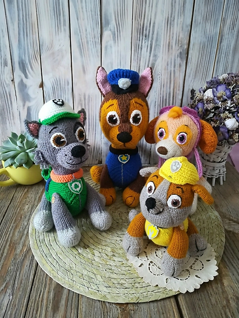 Knitted Hero Puppies