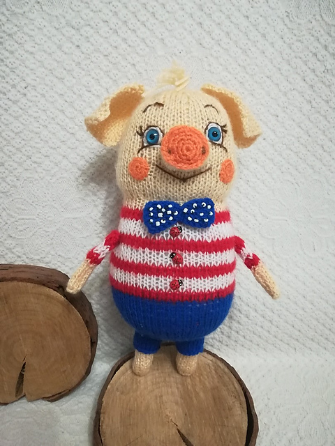 Knitted pig Naf-Naf