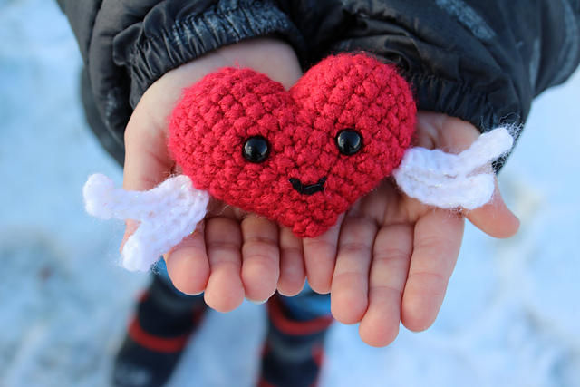 Happy Heart Amigurumi