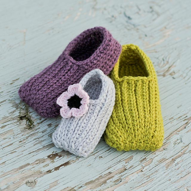Knit-look Crochet Slippers (Newborn size 1 to Child size 12)