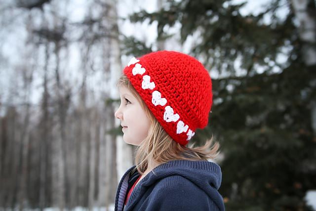I HEART U Hat (Sizes Newborn to Adult)