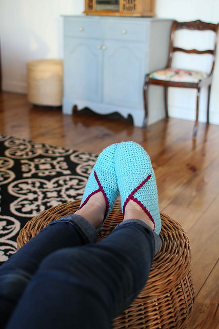 Mae's Origami Slippers