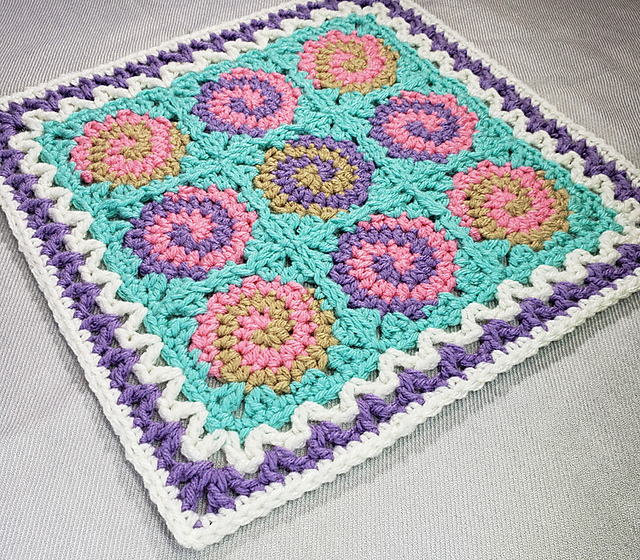 Spirals & Lace Afghan Square