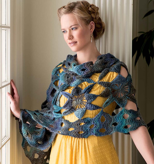Fiola Flower Shawl