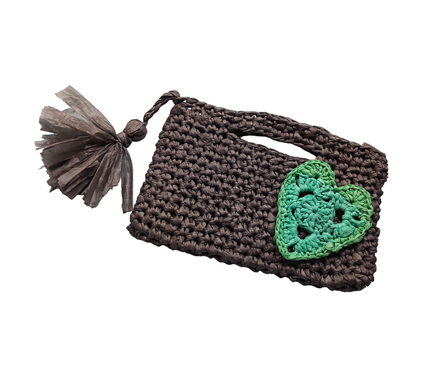 Plarn Heart Clutch