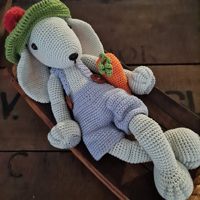 編みぐるみ「୨୧RIBBON୨୧」 Ravelry: MellyGurumi Bellamy Bunny pattern by Melanie Grobler