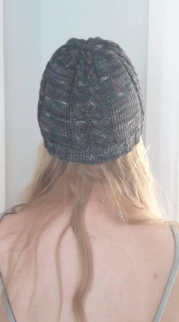 Be Different hat
