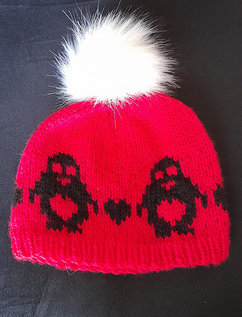 We Love Penguins hat