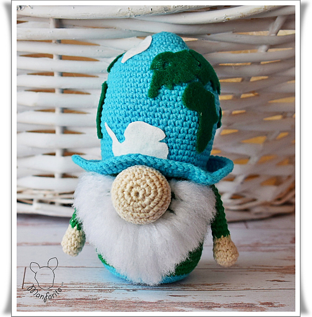 Gnom Globus/ Gnome Globe