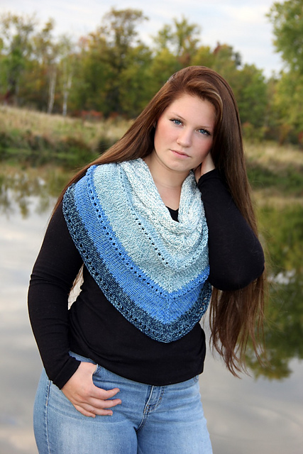 Ravelry: Isabella pattern by Laurie Cook