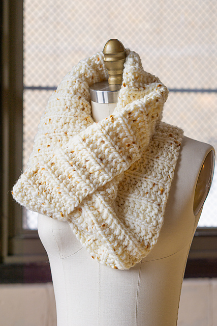 Seeded Rib Stitch Cowl
