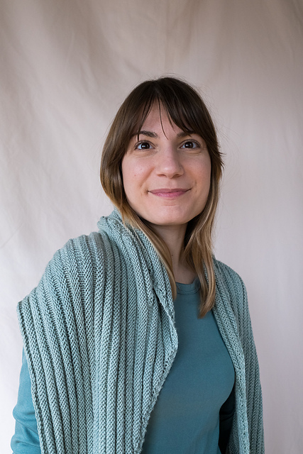Chalk Stripe Shawl - LYS Day 2022
