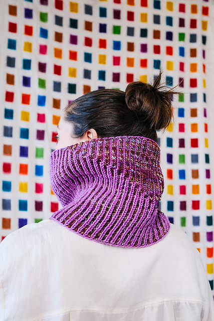 Orbit Cowl