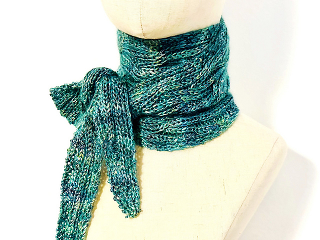 Elongated Twigs & Roots Scarf