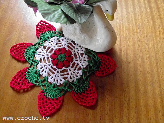 Toalhinha de Crochet Moranguinho