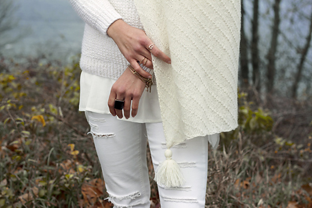 Four Tassel Shawl