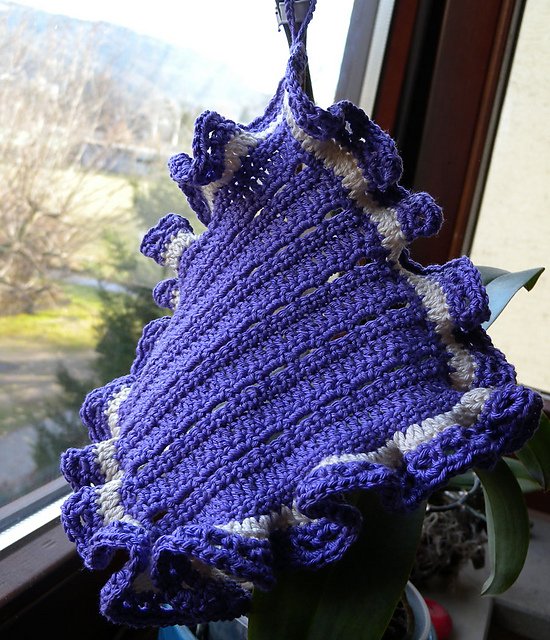 Ruffled Potholder