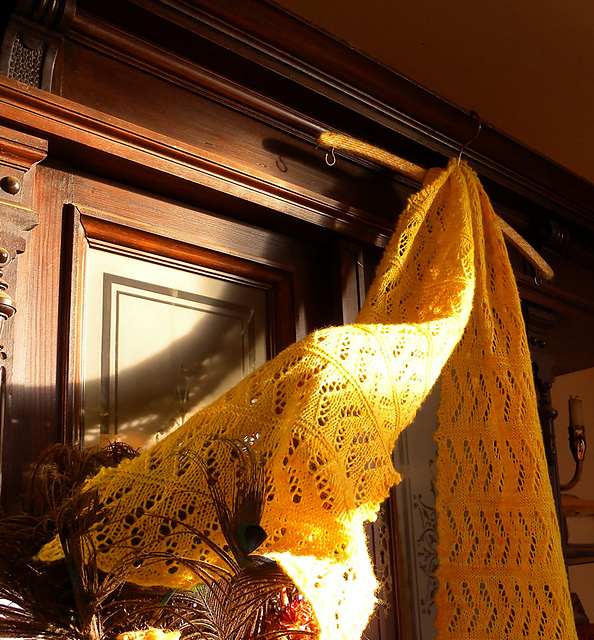 Ziggy Zaggy Sunny Scarf