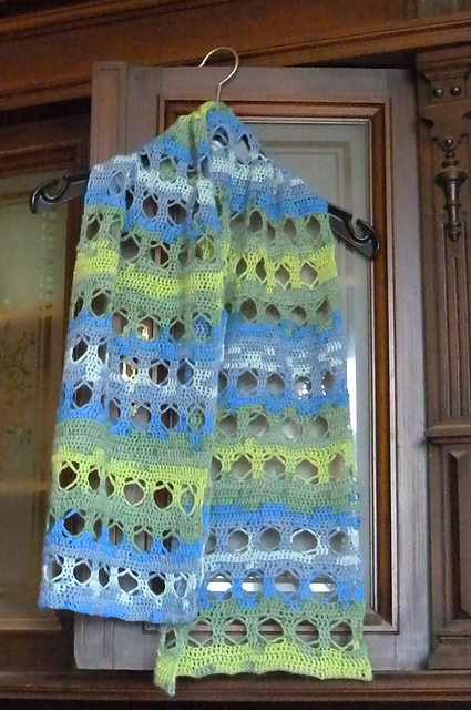 Flutter-by Scarf